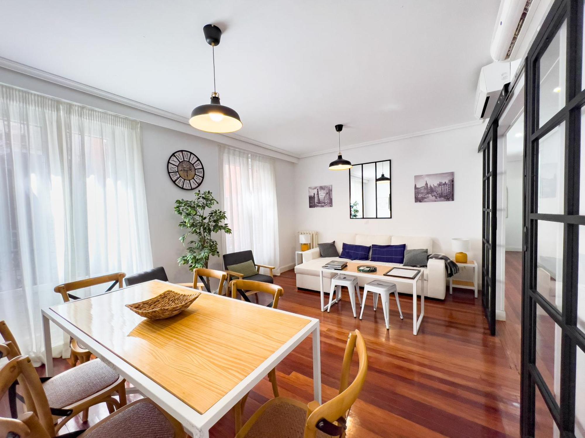 Callao Suites マドリード エクステリア 写真