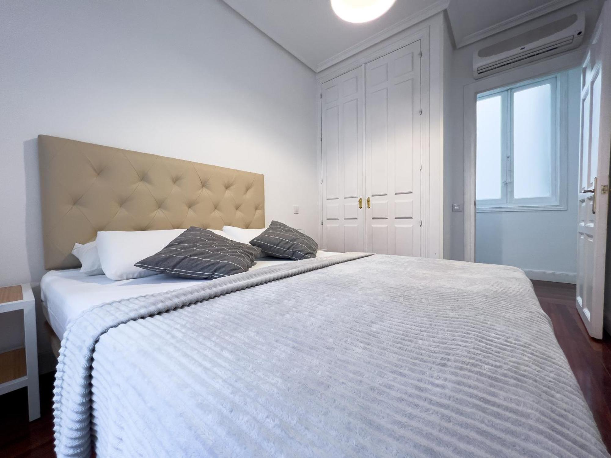 Callao Suites マドリード エクステリア 写真